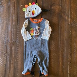 Baby’s First Thanksgiving Footie w/hat